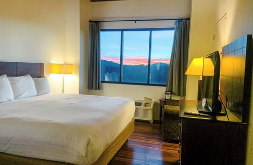 Tanglewood Cabin | Unicoi State Park & Lodge