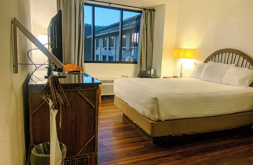 Tanglewood Cabin | Unicoi State Park & Lodge