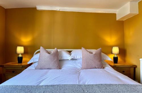 Deddington Bed & Breakfast | Unicorn Inn