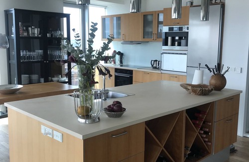 Aarhus C Condo | Unik Udsigt og Beliggenhed
