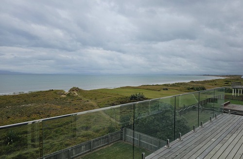 Karkari Peninsula House | Uninterrupted beachfront townhouse