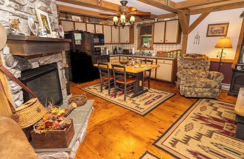 Weikert Cabin | Union Co Weikert PA - Seven Mountain View
