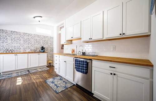 Indianapolis Other | Union Farmhouse - Dwtn Indy 2BR Farmhouse