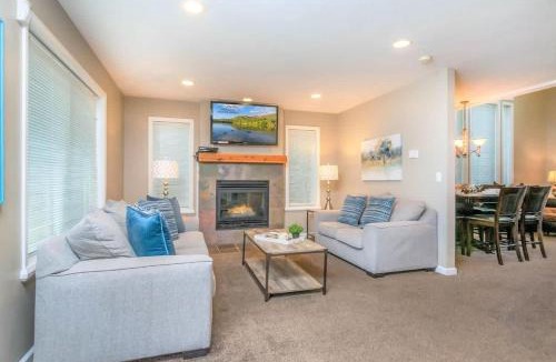 Midvale House | Union Spruces in Salt Lake with Hot Tub and Foosball