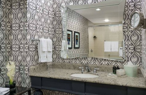 Theater District Hotel | Union Square Stay | Bar. Restaurant + Gym