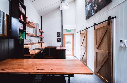 Castlemaine House | Union Street