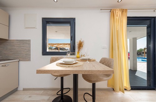 Benkovac Villa | Uniqe Villa-V with a large pool