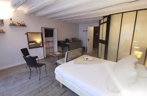 Quai de la Fosse Apartment | Unique à Nantes ! Surprenantes- Jules Verne