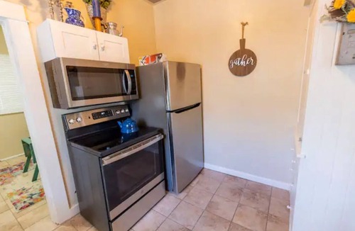 Mesilla Park House | Unique 1-bedroom casita in Mesilla Park with hot tub