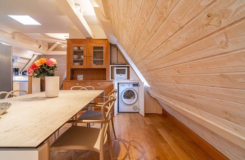 Trouville-sur-Mer Apartment | UNIQUE 140m2 apartment, elegant, high standing, in front of the beach