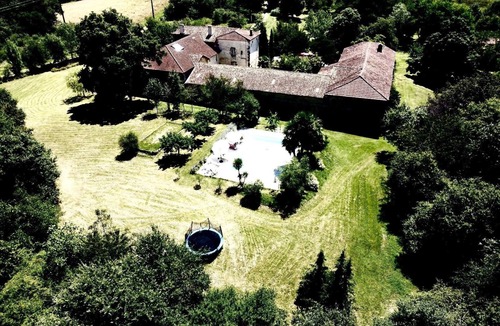 Cazaubon Cottage | Unique 2 Bed converted Designer’s Pigeonneir