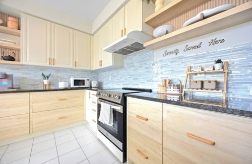 Hamilton House | Unique 2-Storey Design 45mn to Toronto& Niagara