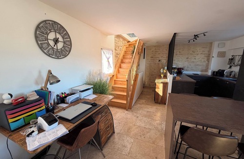 Sommieres Apartment | Unique 360° rooftop - Brazier - Plancha - 6 people - Incredible view