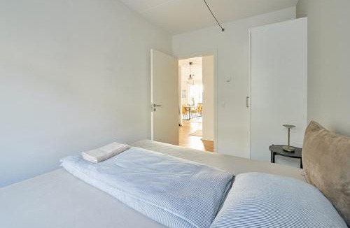 Sydhavnen Apartment | Unique 4-bedroom apartment with panoramic sea view