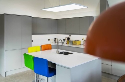 Ipswich House | Unique 5BD Farm House Perfect for Relaxing