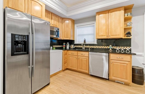 Savannah Beach Villa | Unique 7BR Entire Home With Private Pool