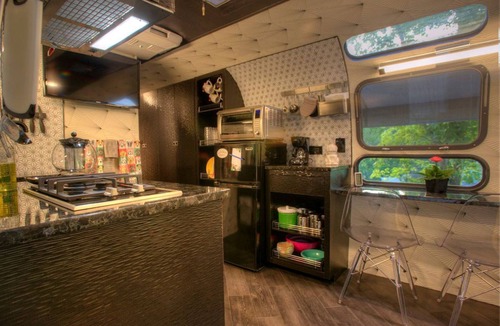 Columbia House | Unique Accommodation for a Glamping Getaway in Columbia, Pennsylvania