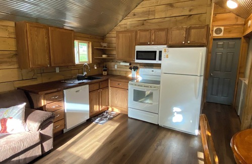 Cook Station Cabin | Unique and tranquil cabin getaway on Crooked Creek