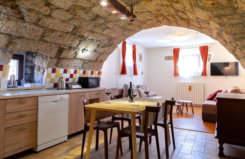 Klana Apartment | Unique apartment in beautiful nature