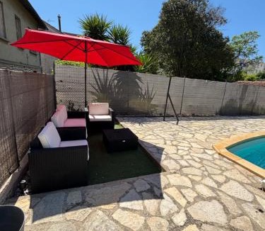 La Chamberte Apartment | UNIQUE Appartement cosy dans villa avec piscine très bien placé