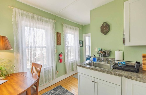 Old North End Apartment | Unique Apt w/Prking, Laundry, View Near Dwntwn