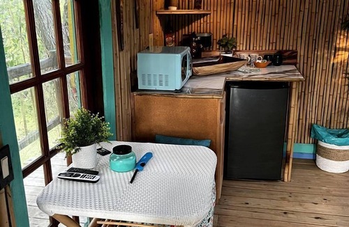 Willis Cabin | Unique Bamboo Tree House for an Unforgettable Couples Getaway by Lake Conroe, Texas