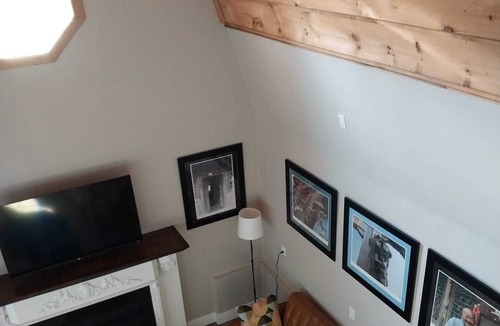 Norval House | Unique Barn Near the big City