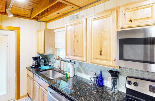 Austin House | Unique 'Book House' with WiFi & Forest Views on 8 Acres - Near Downtown Austin