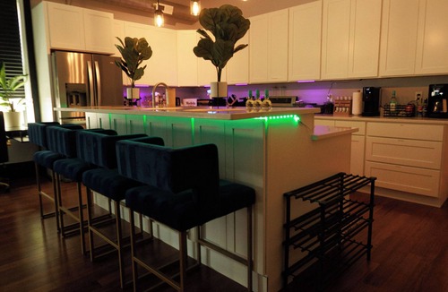 Pendleton Apartment | Unique casino inspired 2bedroom in the heart of OTR, across from HardRock casino