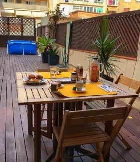 el Camp d'en Grassot i Gracia Nova Apartment | Unique central home with large terrace & pool