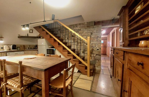 Arc-1800 Ski Chalet | Unique chalet 6 guests, southwest terrace, Arc 1800, parking, wifi