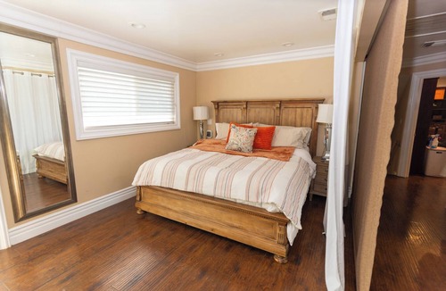 Hood Other | Unique Charmer Hidden Away