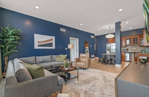 Chinatown Apartment | Unique | Chinatown | Bunkbeds | Hosted By StayRafa