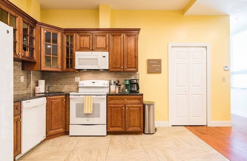 Chinatown Apartment | Unique | Chinatown | Bunkbeds | Hosted By StayRafa