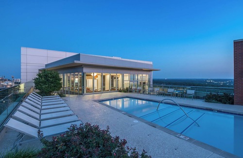 Tysons Apartment | Unique Collection | Luxury | Tysons | Rooftop Pool
