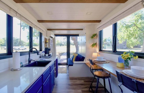 Waco Cabin | Unique Container Home with Rooftop Deck