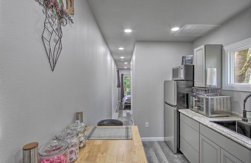 Pierce County Apartment | Unique Container Studio w/Deck & Fire Pit!