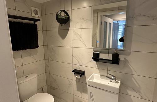 Upholland Apartment | Unique Contemporary Cottage Apartment