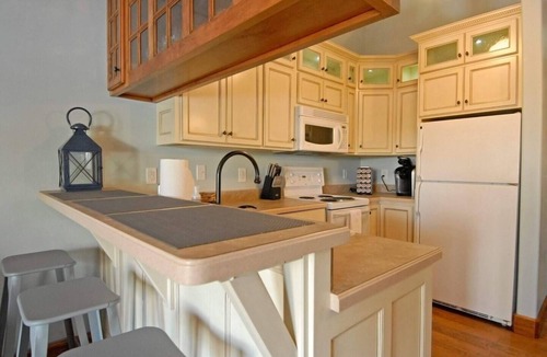 Bloomington Apartment | Unique Craftsman Style Loft Downtown Bloomington