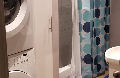 East Kildonan House | Unique cute three bedroom house for rent.