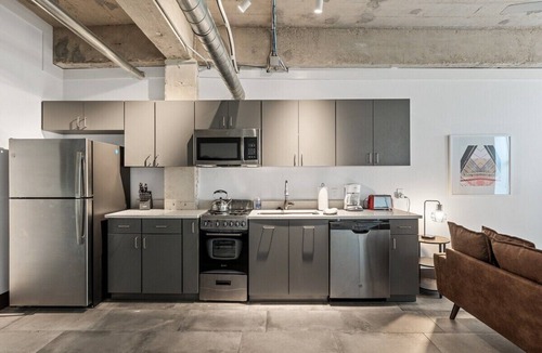 Cedars Apartment | Unique Dallas Loft Apartment