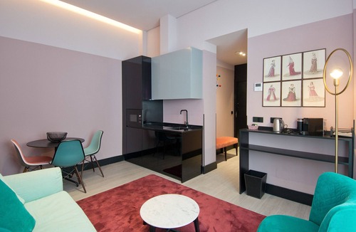 Literary Quarter Apartment | Unique Design Apartment in Barrio las Letras