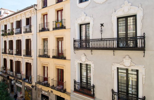 Literary Quarter Apartment | Unique Design Apartment in Barrio las Letras