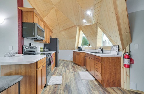 Menomonie Cottage | Unique Dome Home in Menomonie: 2 Mi to Main St!
