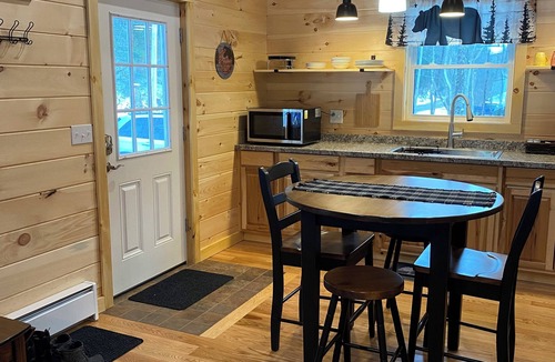 Fair Haven Cabin | Unique family-friendly Vermont cabin!