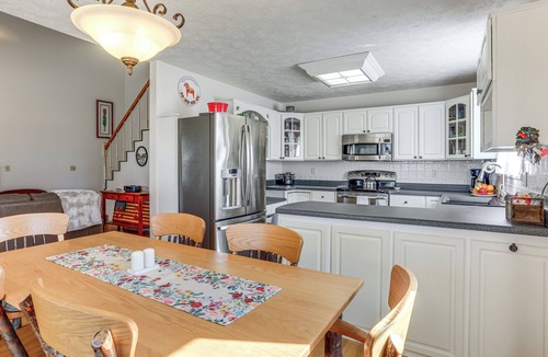 Henderson House | Unique Family Home on Working Ranch in Henderson!