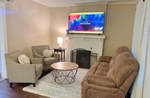 Vinita Park House | Unique Family home