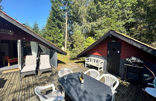 Ansager Cabin | Unique forest cabin by the lake | Near Legoland & Lalandia