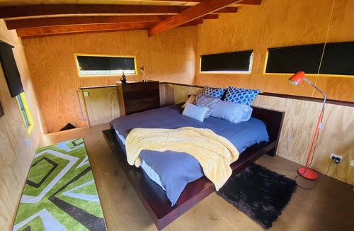 Hunchy Cabin | Unique funky Arthouse ‘Franks Place’ Hunchy Valley