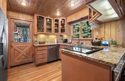 Ridgewood Cabin | Unique Hilltop Cabin on Ridgewood | Dog Friendly | Partial Tahoe Views | Spacious Deck